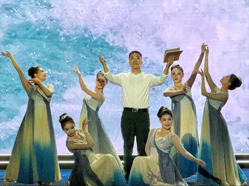 以青春筆墨，書寫長江新故事——“湖北文學之夜”活力綻放